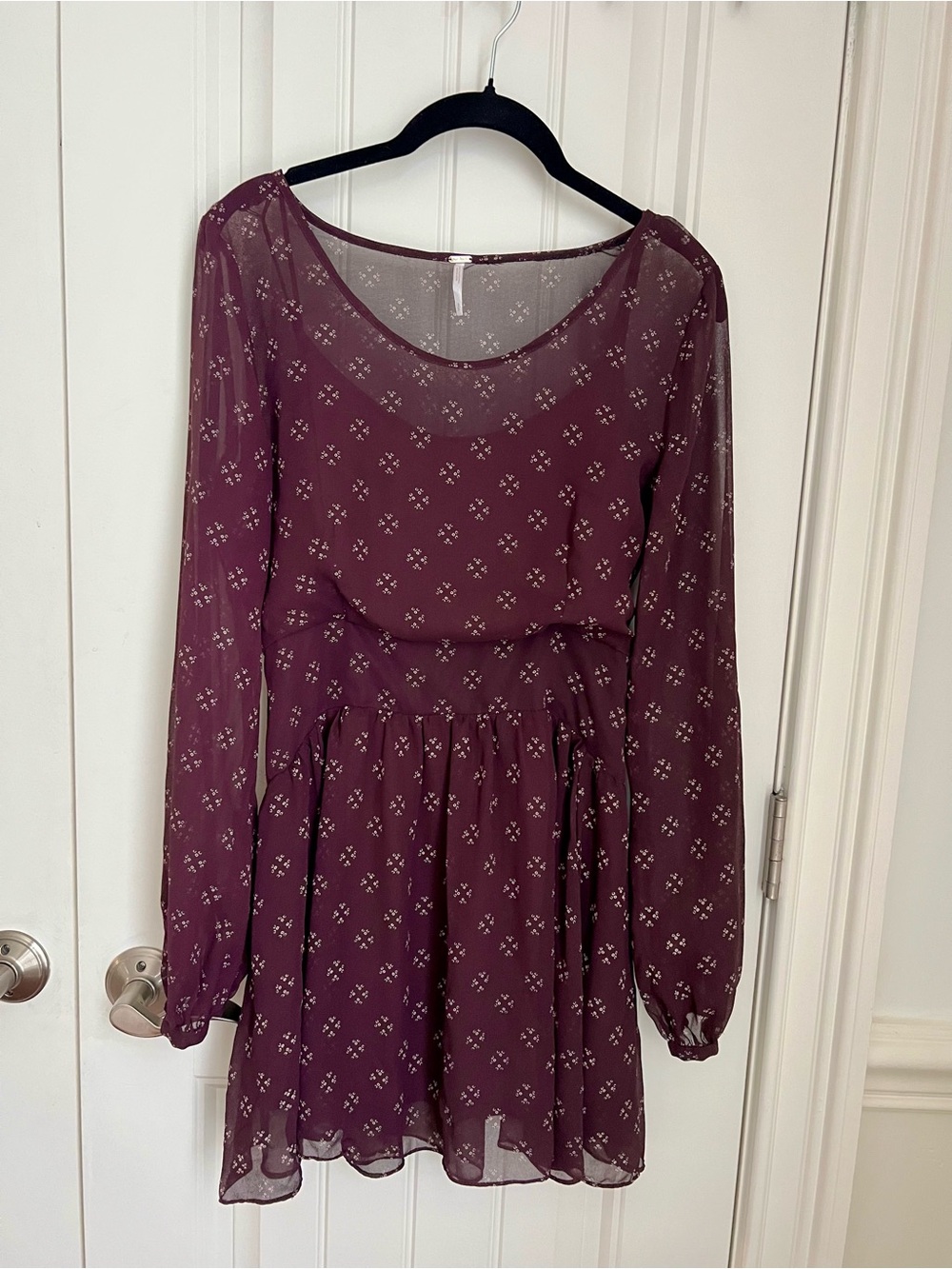 Free‎ People Baby Dee Mini Dress - Maroon Chiffon With Ditzy Floral Print size S